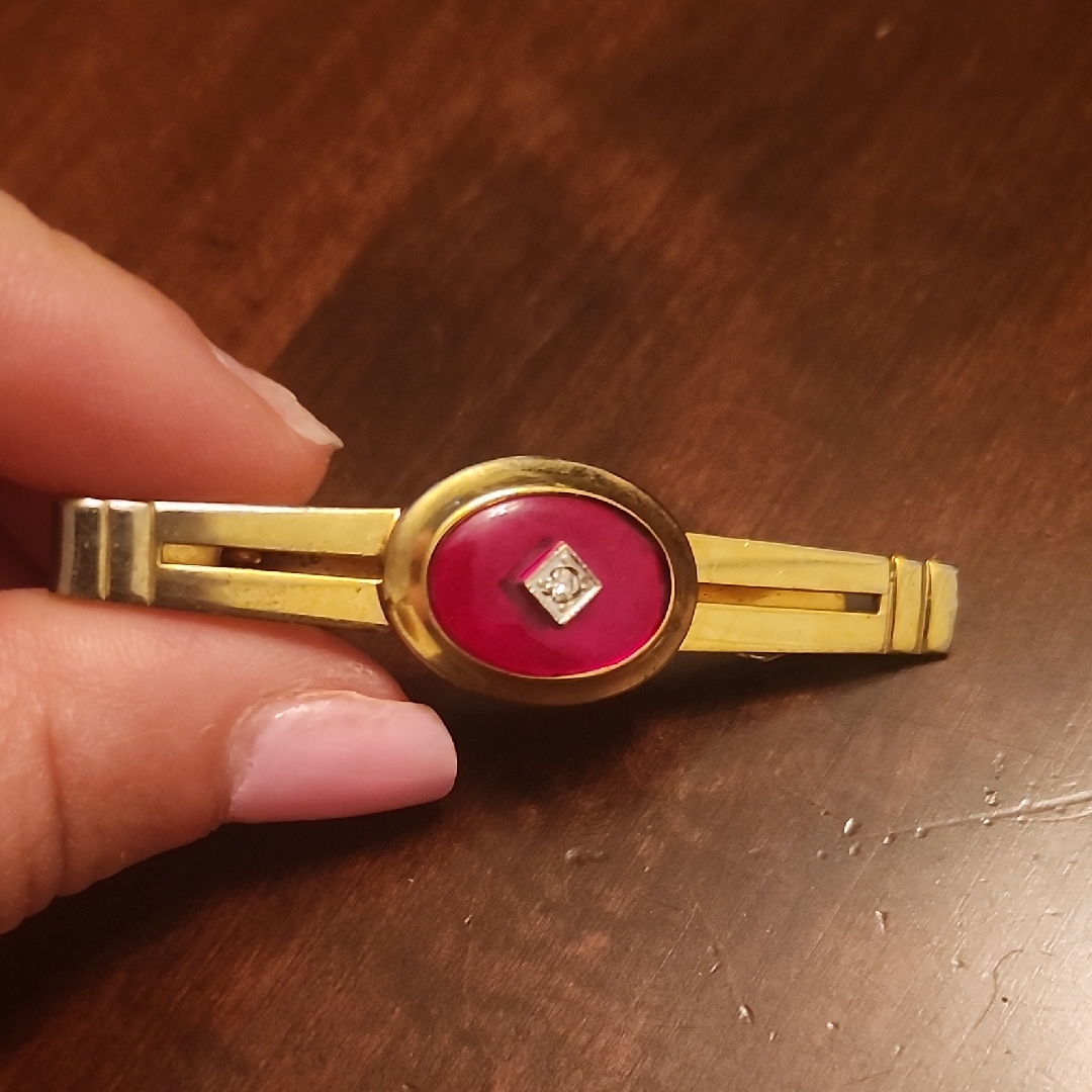 Gold And Pink Floral Brooch With Intricate Design